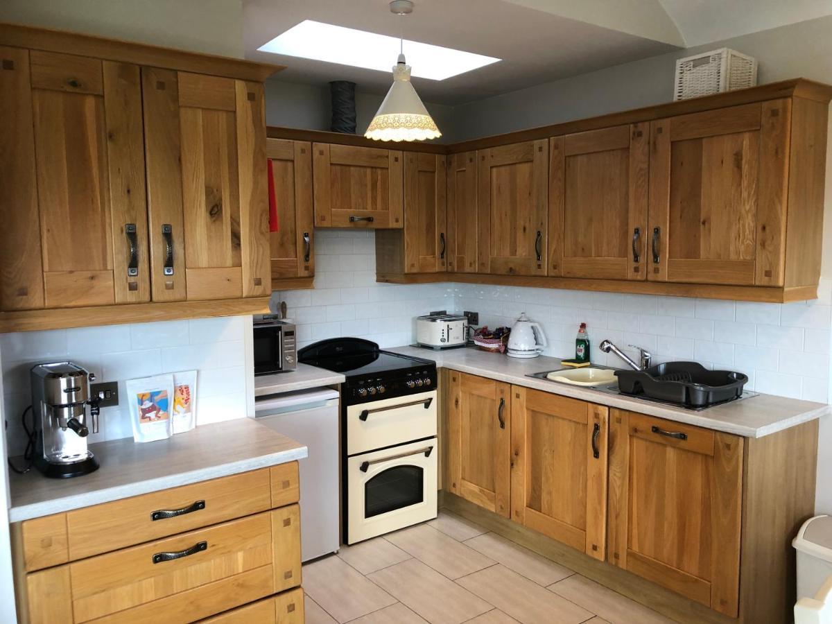 Galway Coast Cottages Barna  Extérieur photo
